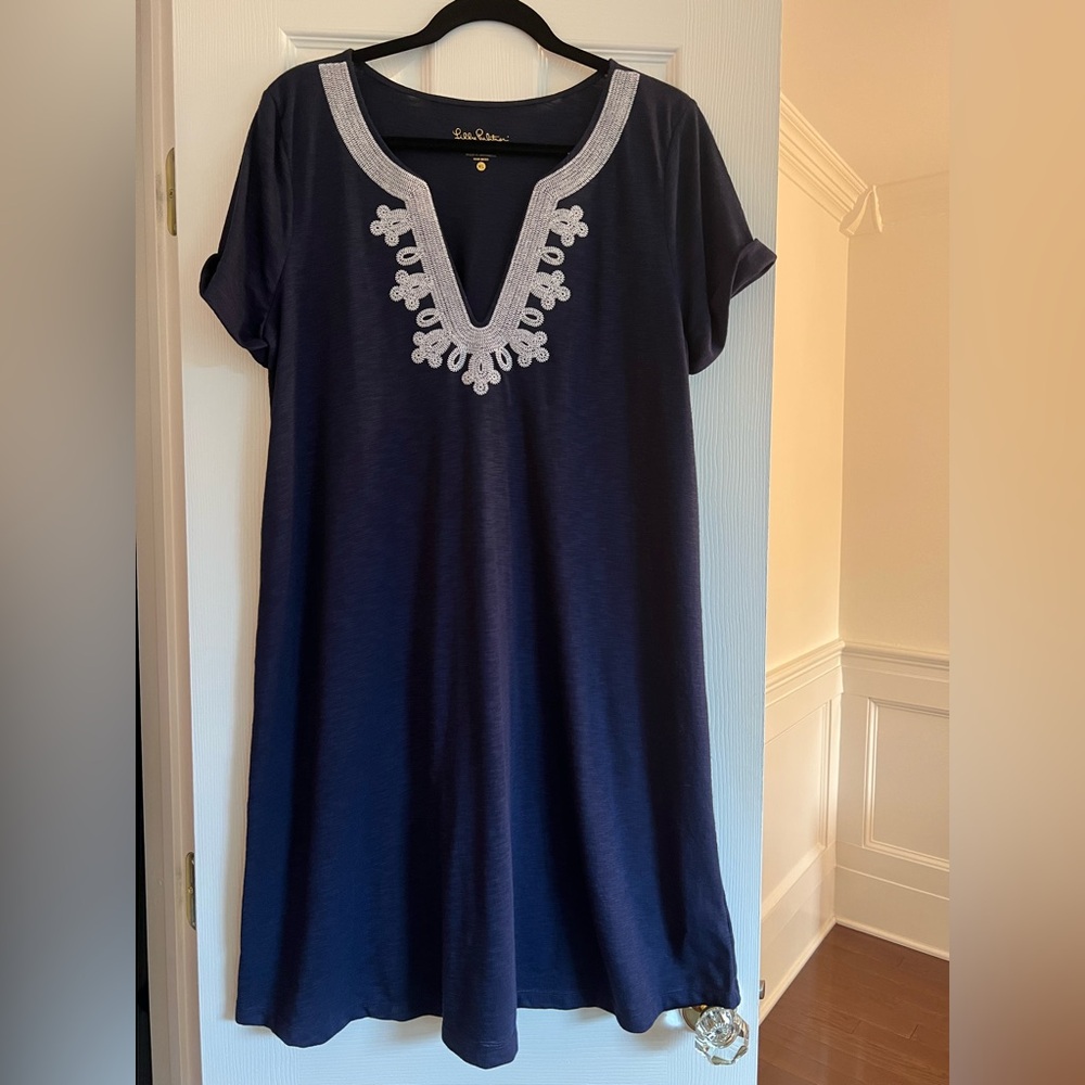Lilly Pulitzer Navy Blue Dress with White Embroidery Neckline XL-Gently Used